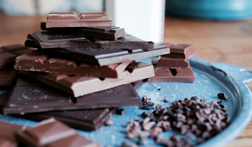 Schokoladentrüffel mit Kakonibs zum Selbernaschen oder als süßes Mitbringsel. Ein tolles Rezept für alle Schokoladenliebhaber!