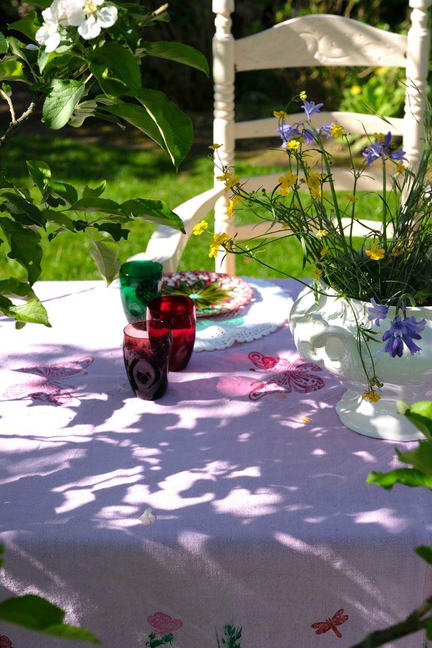 Stoffdruck: Sommertischdecke "Schmetterlingswiese". Ein DIY